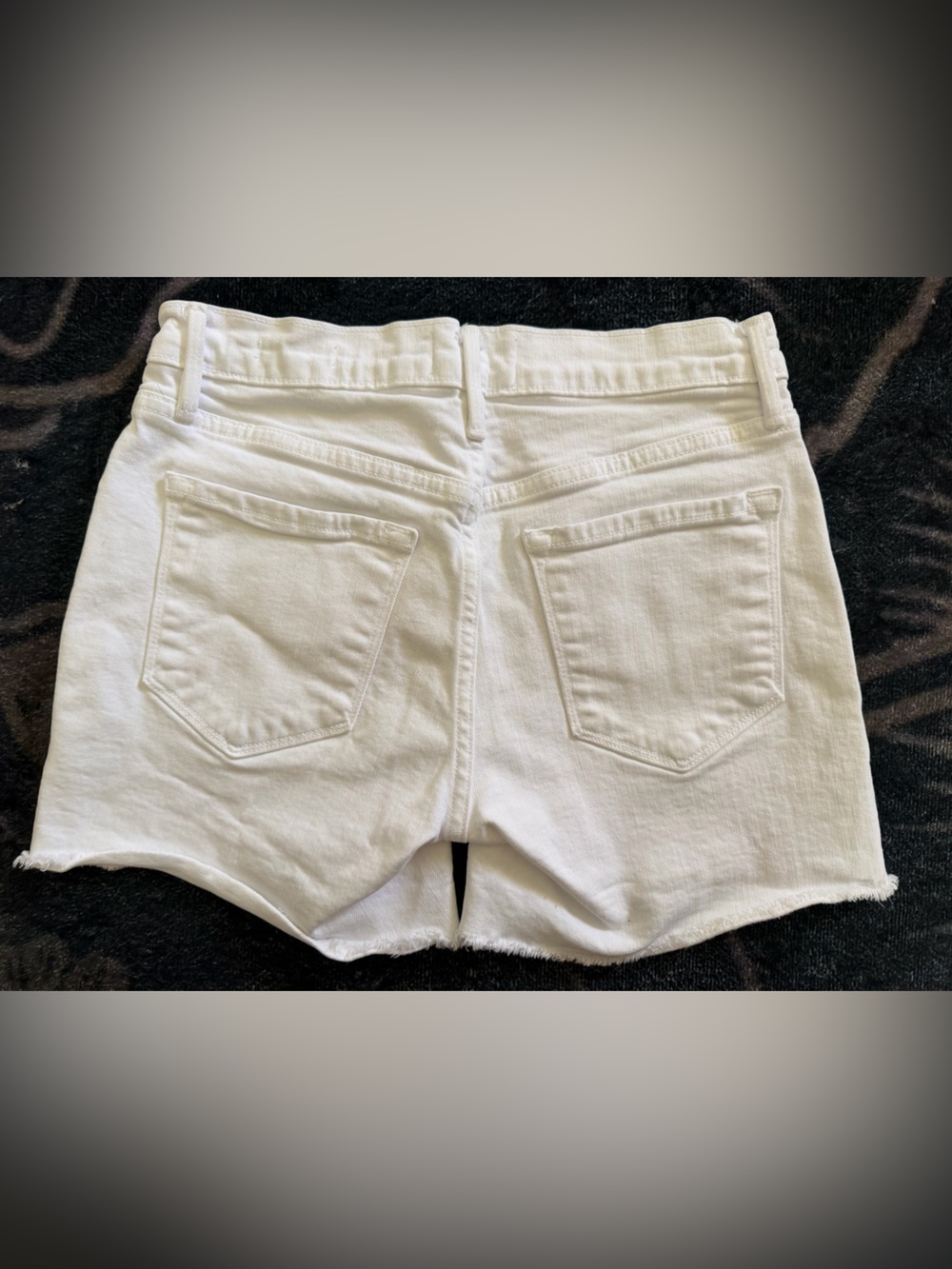 Frame Denim White High-Rise Frayed Hem Jean Shorts - Picture 6 of 10